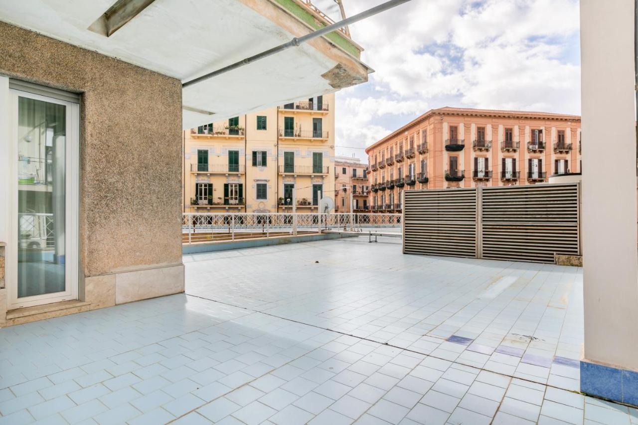 Grattacielo Ina Apartments Palermo Exterior foto