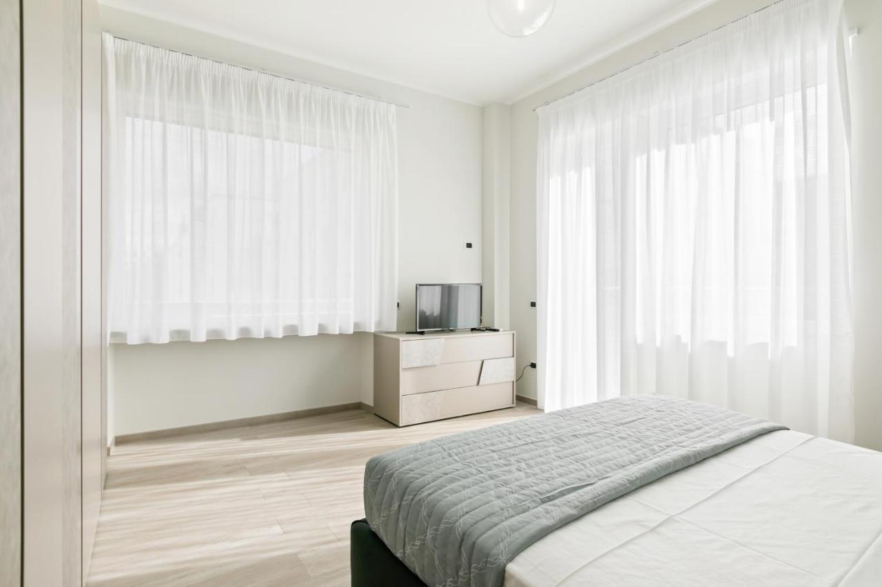 Grattacielo Ina Apartments Palermo Exterior foto