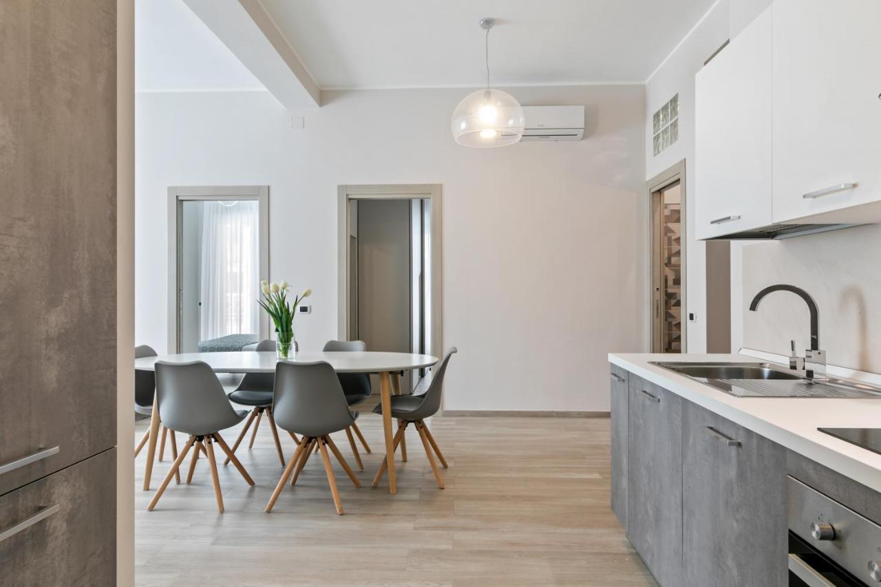 Grattacielo Ina Apartments Palermo Exterior foto
